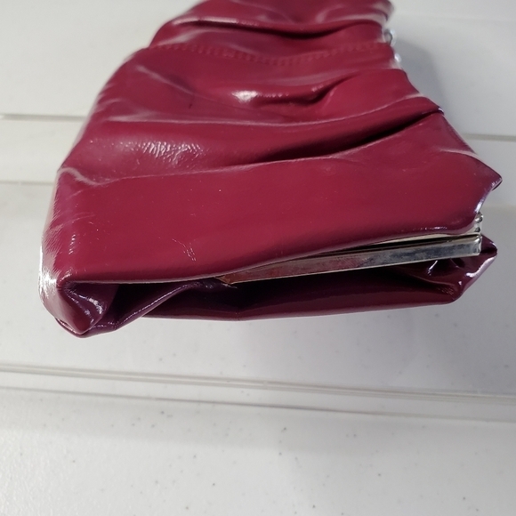 Express Design Studio Purple Clutch Small Chain Strap Patent Leather Bag - Picture 6 of 12